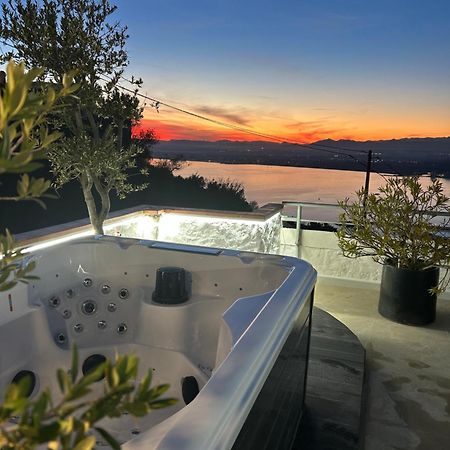 Appartement Duplex Rosas Avec Terrasse Magnifique Jacuzzi Vue Mer 外观 照片