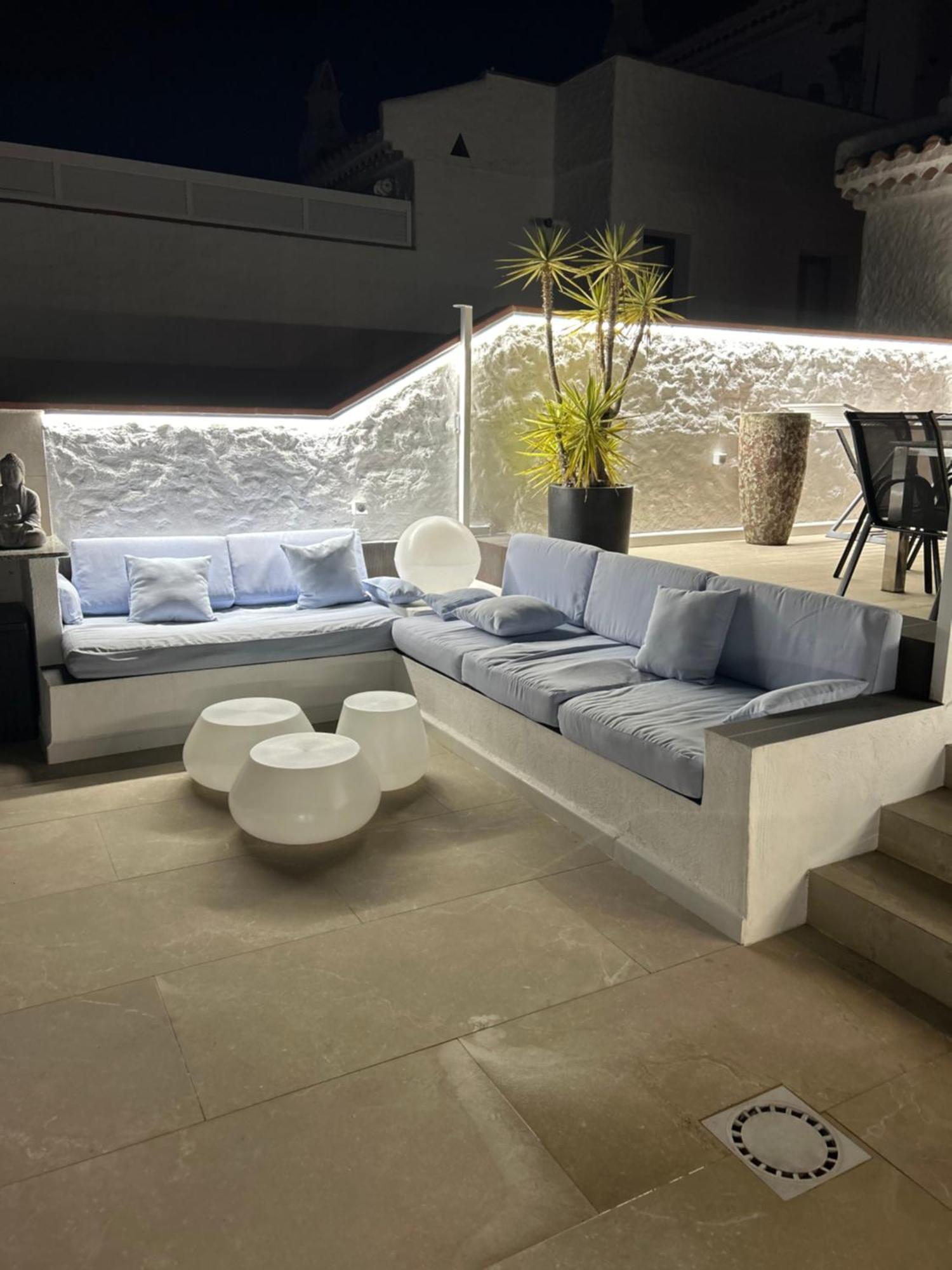 Appartement Duplex Rosas Avec Terrasse Magnifique Jacuzzi Vue Mer 外观 照片