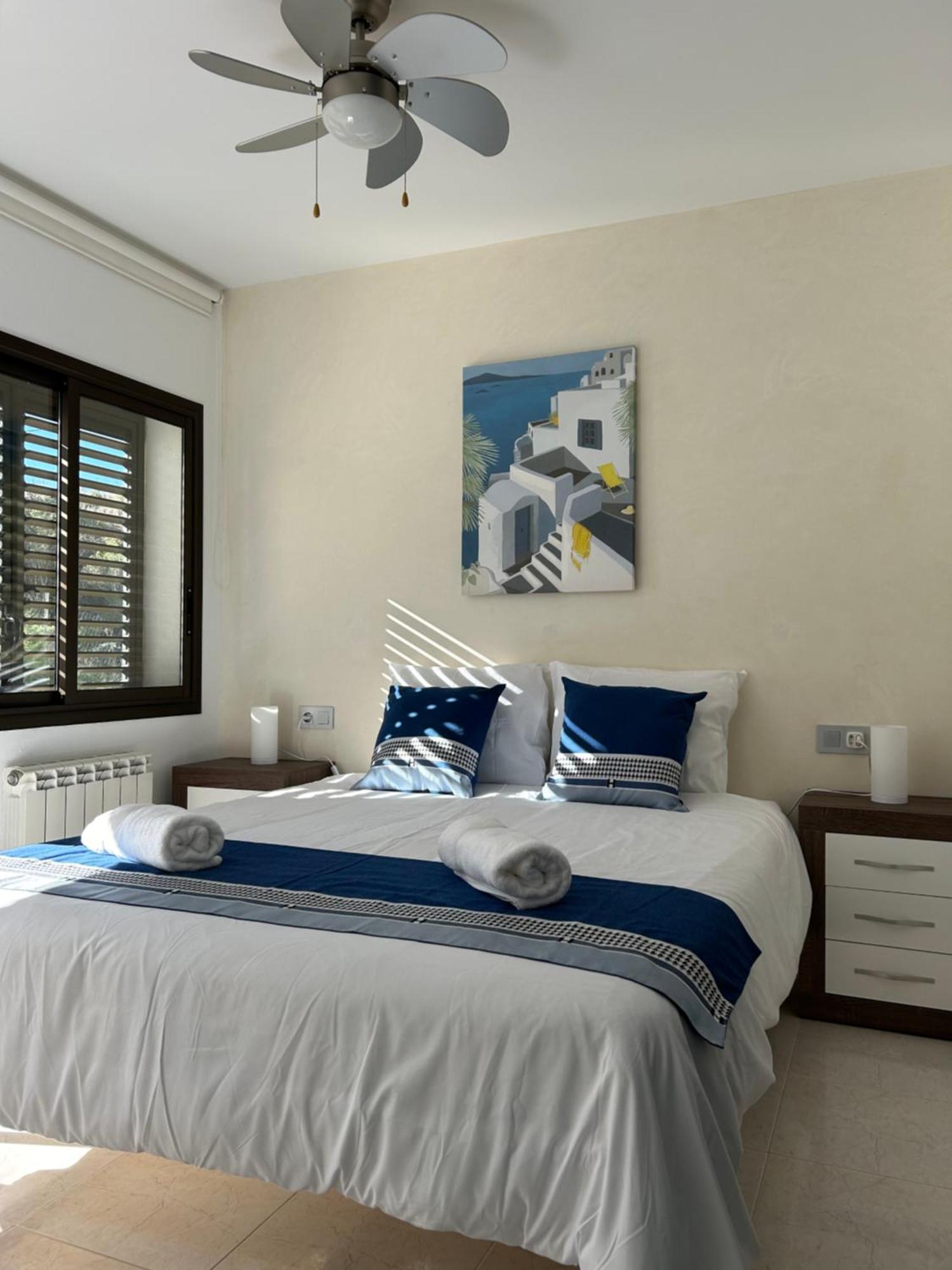 Appartement Duplex Rosas Avec Terrasse Magnifique Jacuzzi Vue Mer 外观 照片