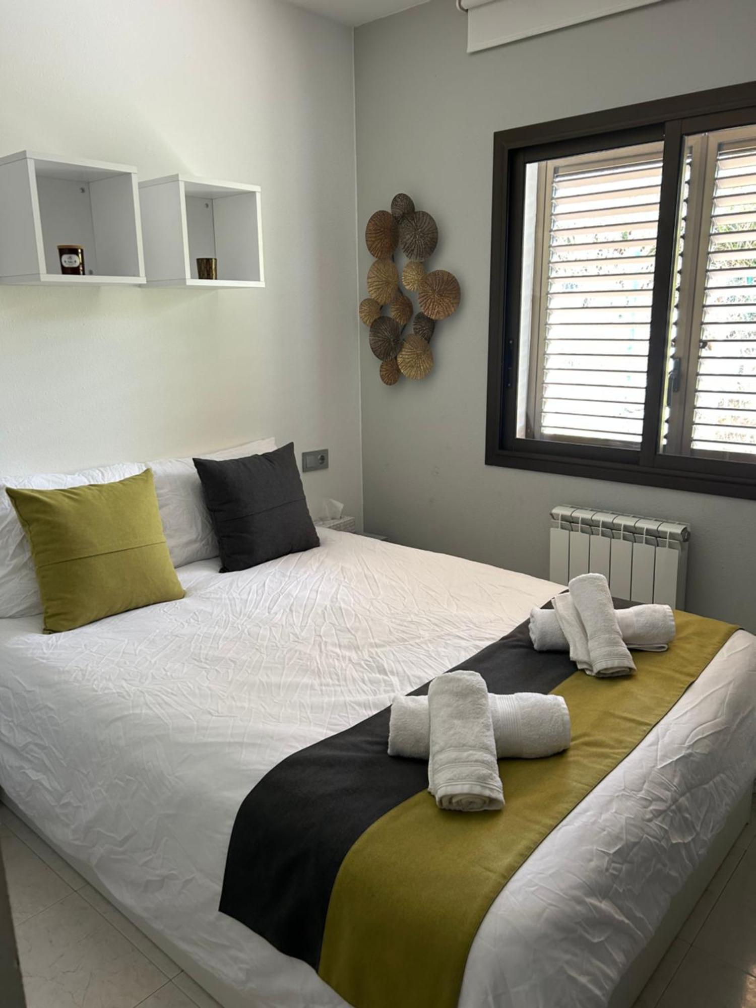 Appartement Duplex Rosas Avec Terrasse Magnifique Jacuzzi Vue Mer 外观 照片